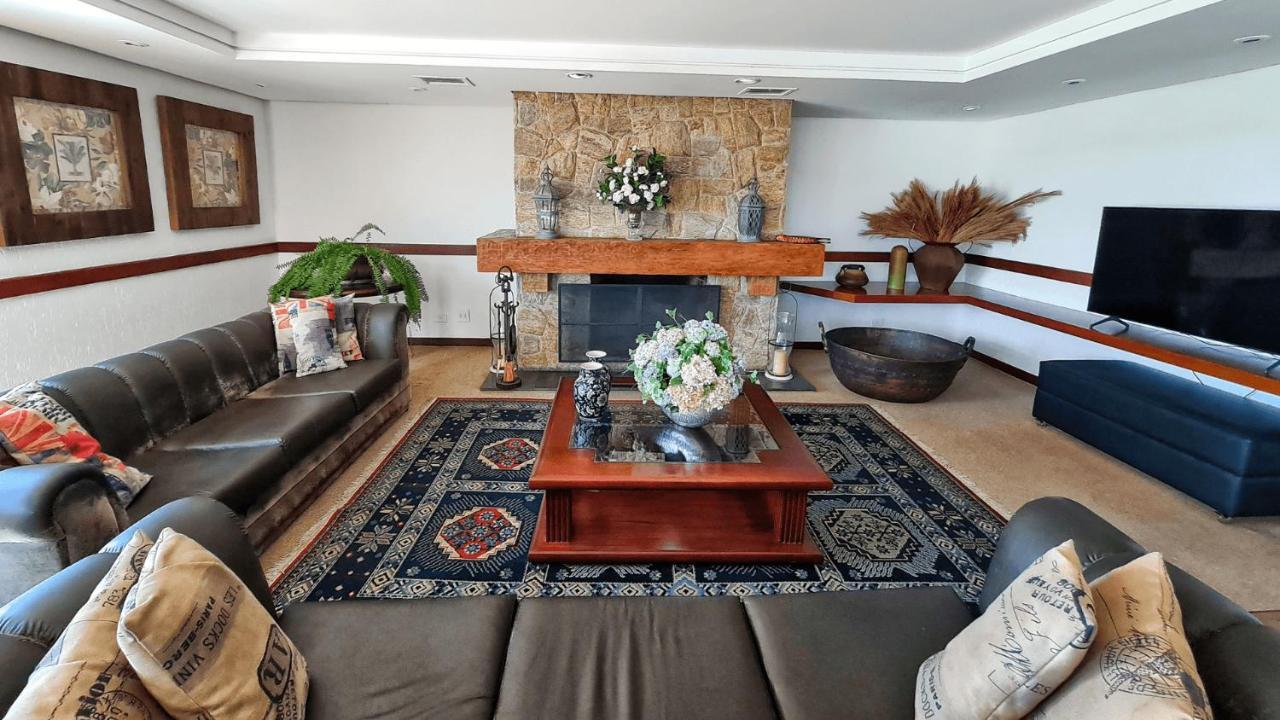 Duplex Luxo Com Piscina Aquecida, Lareira E Wifi Apartment Campos do Jordão Екстериор снимка