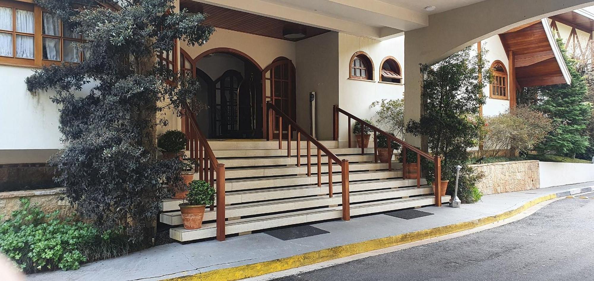 Duplex Luxo Com Piscina Aquecida, Lareira E Wifi Apartment Campos do Jordão Екстериор снимка
